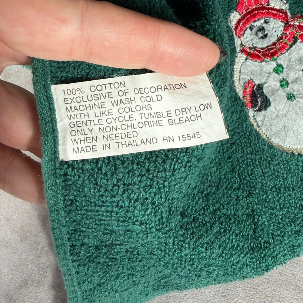 Vtg Christmas Fingertip Towels Lot 2 Green Embroidered Teddy Bear Snowman Fringe